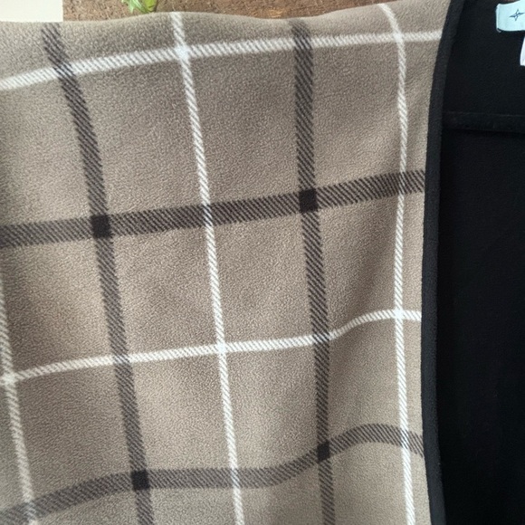 Tuckernuck Black and Tan Plaid Cape - Picture 5 of 8